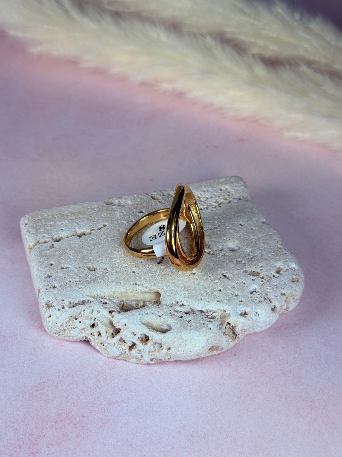 Anillo Golden Drop Statement