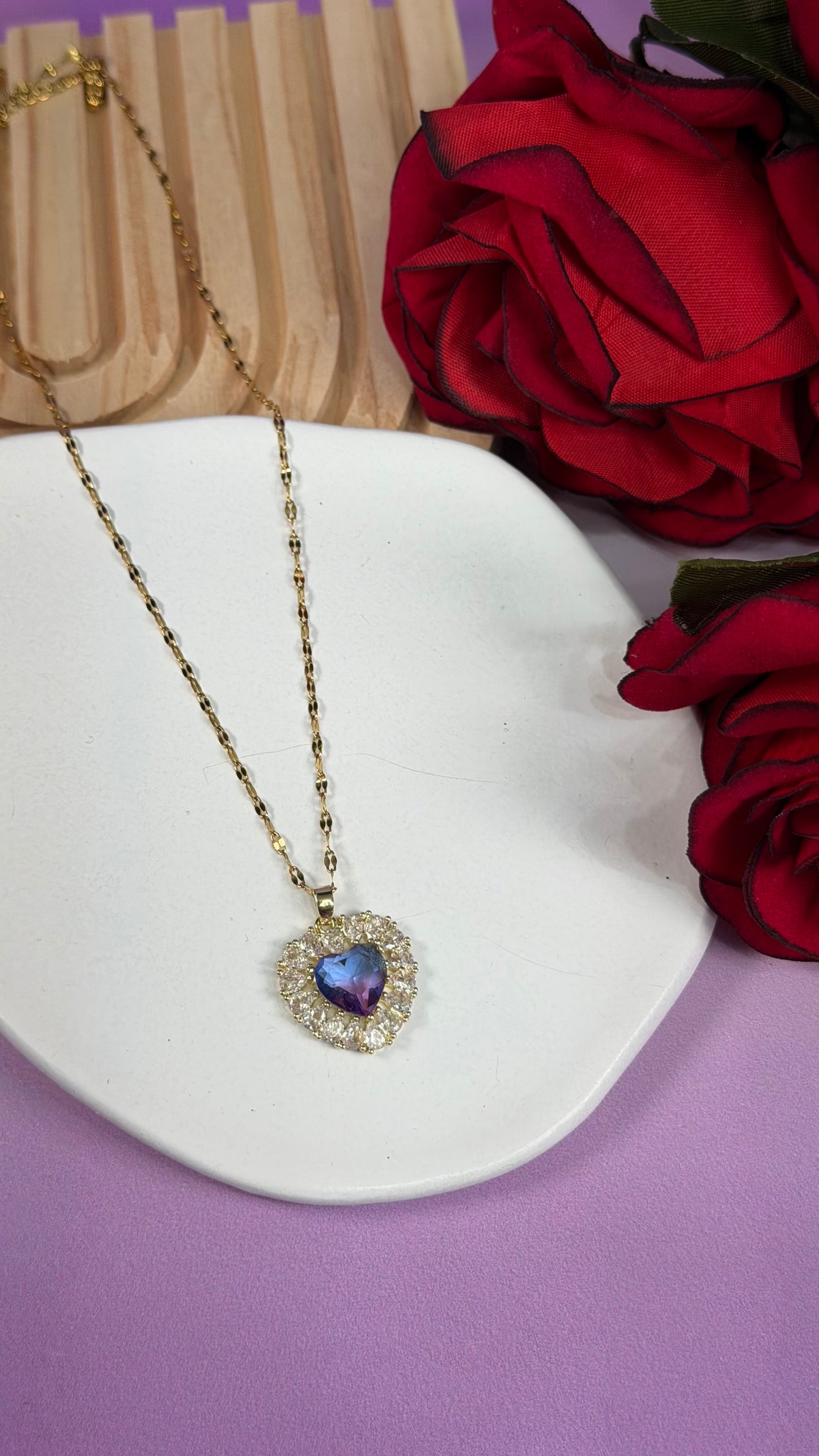 Collar Heart Aura