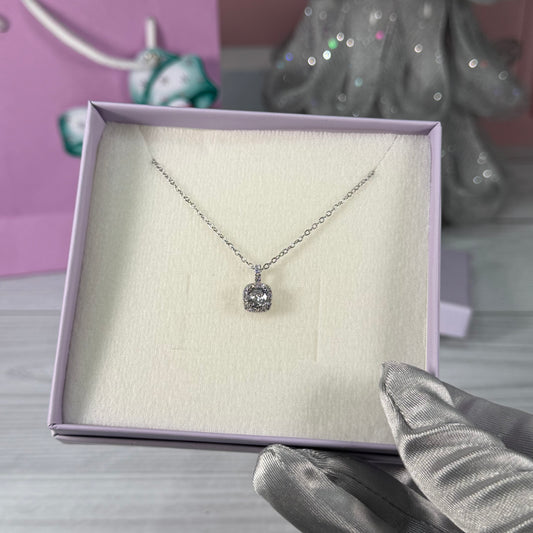 Cushion Crystal Shine