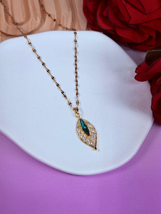Collar Emerald Leaf