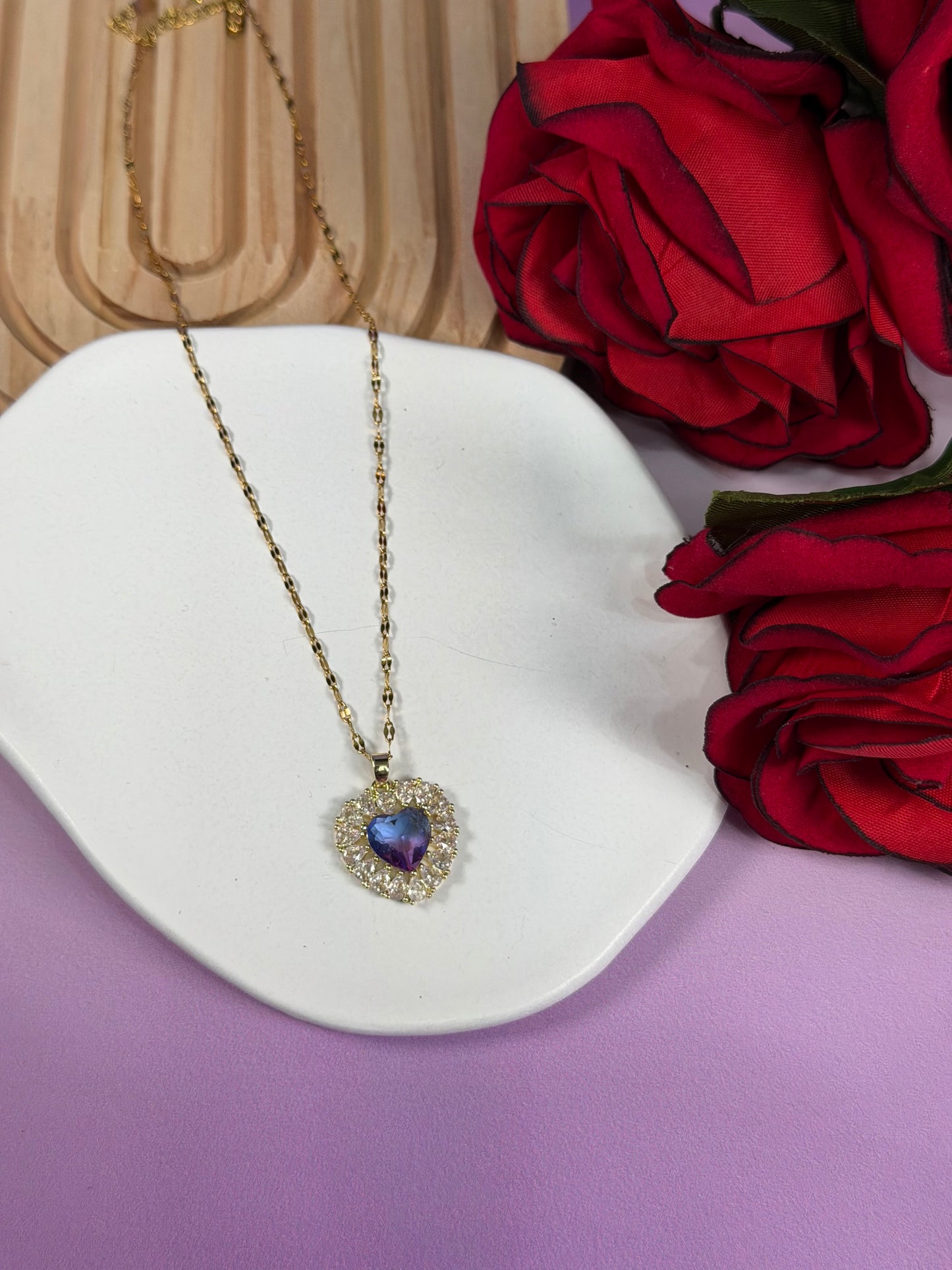 Collar Heart Aura