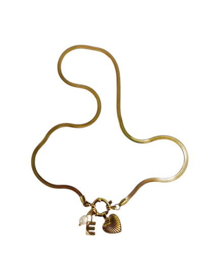 Collar Amate (Inicial + Corazón + Perla)